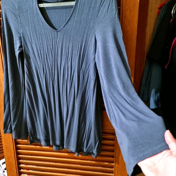 Assorted Top - Picture 2 of 10